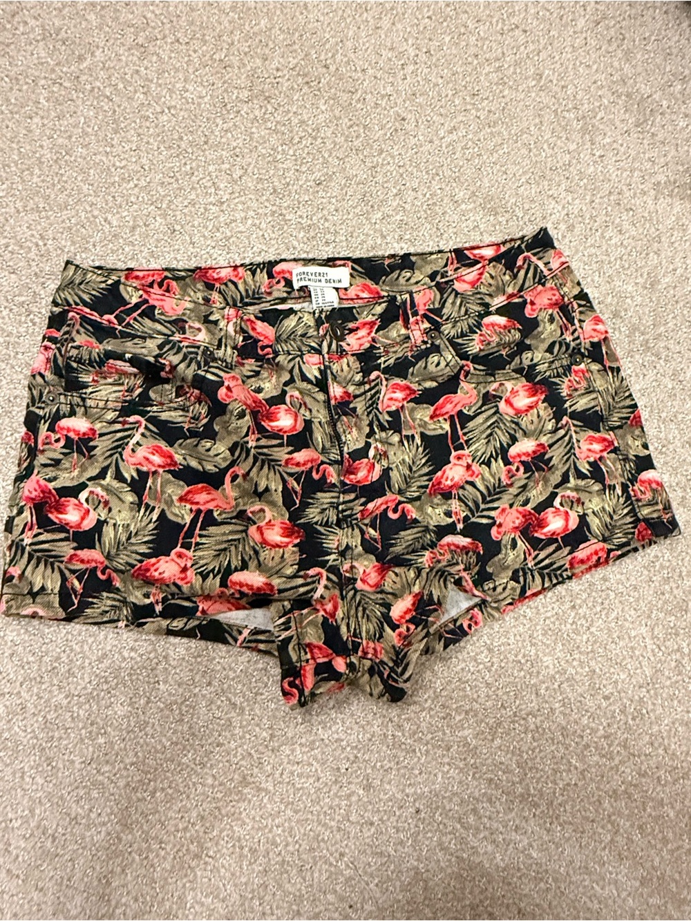 Forever 21 Black Shorts with Pink Flamingo & Olive Leaf Print Size 29